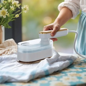 اتو بخار دستی مسافرتی گرین لاین مدل Green Lion GX288 Mini Iron with Steam Function