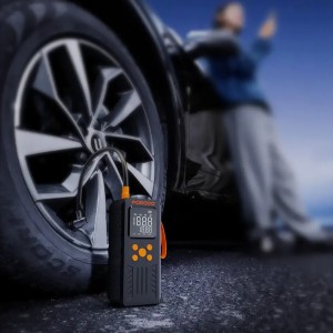 Porodo 4 In 1 Multi-Tool Inflator & Jump Starter PD15KJSP.jpg