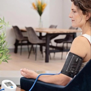 فشارسنج براون مدل  EXACTFIT 1E BUA4000EU