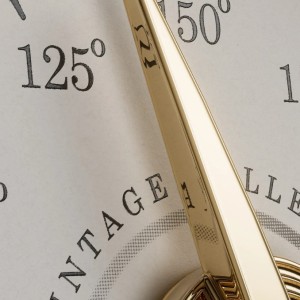اتو بخار مسافرتی 2 کاره فلر مدل SI290