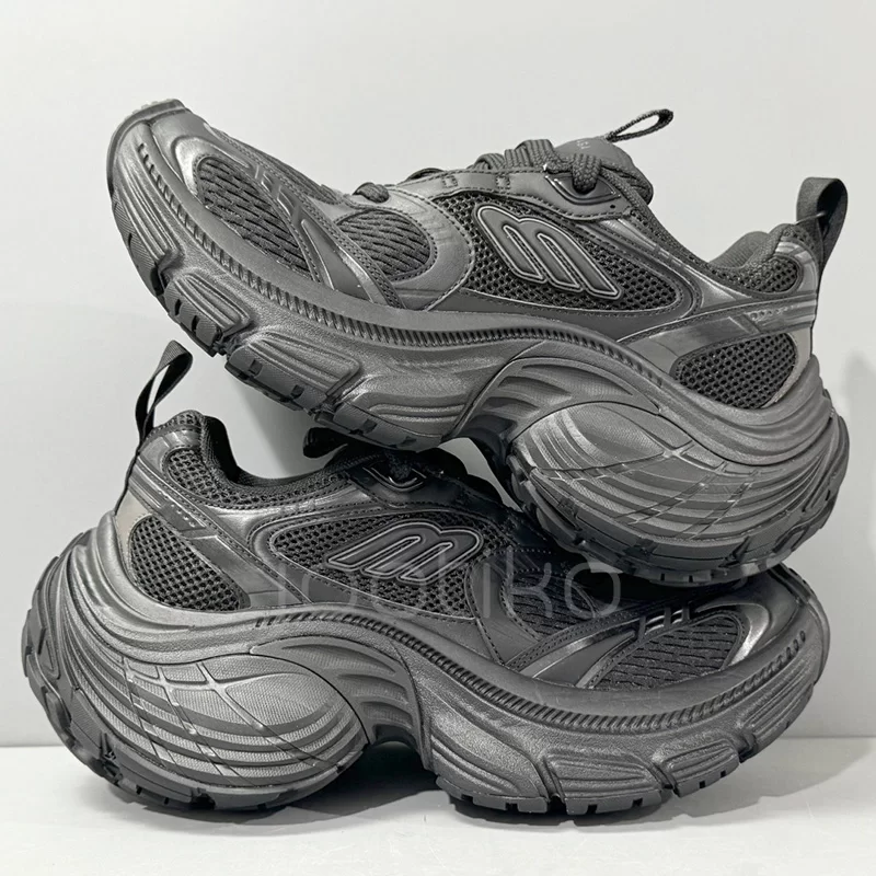بالنسیاگا تن ایکس ال ترینرز Balenciaga 10xl Trainers in Black