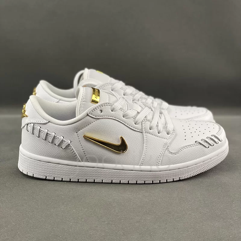 ایر جردن وان لو Jordan 1 Low Method of Make Sail Metallic Gold