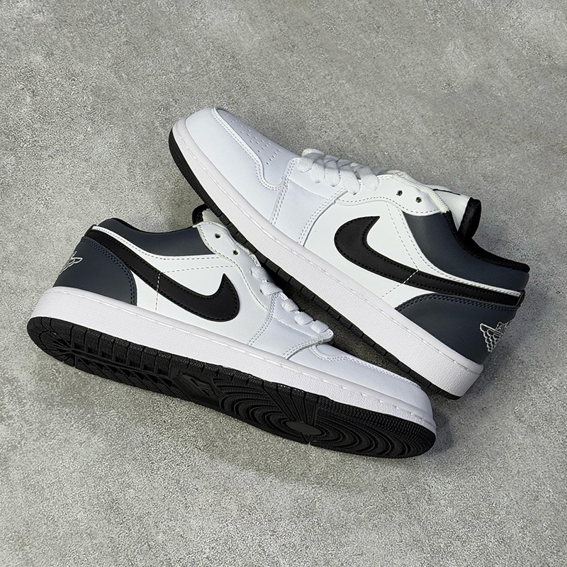نایک جردن وان لو Jordan 1 Low White Black
