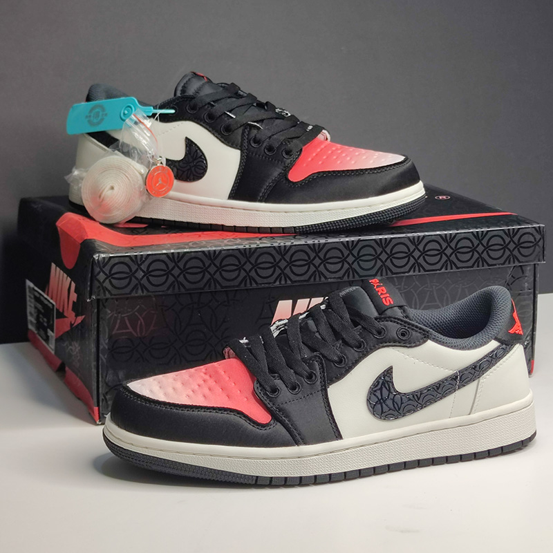 جردن وان لو Jordan 1 Retro Low OG PSG Paris Saint-Germain پاری سن ژرمن