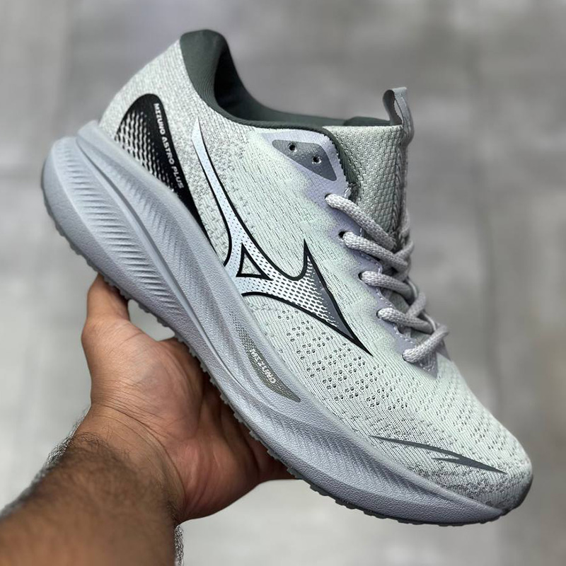 کفش میزانو استرو پلاس Mizuno Astro Plus Silver Green نقره‌ای سبز