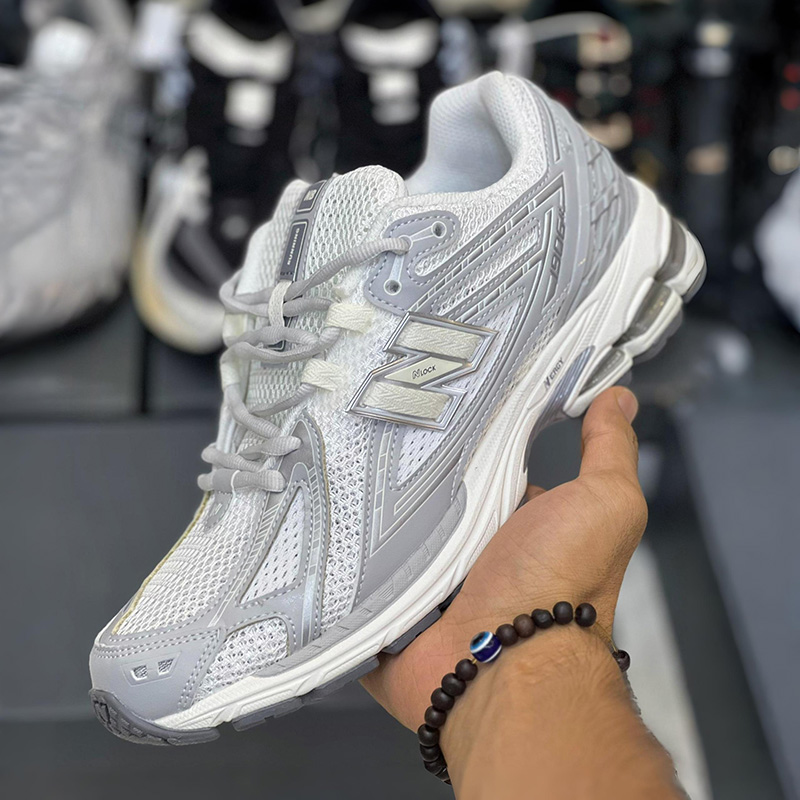 کفش نیوبالانس 1906R طوسی روشن / سفید New Balance 1906R Shadow Grey Magnet JD Sports Exclusive
