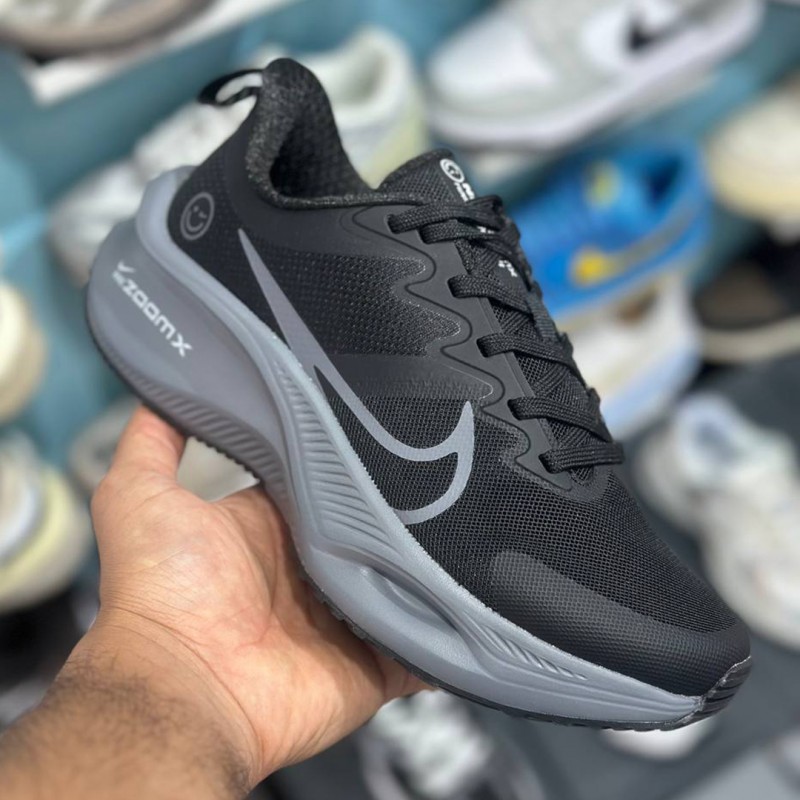 کفش نایک زوم ایکس اسمایلی مشکی طوسی Nike Zoom X Smiley Black Grey