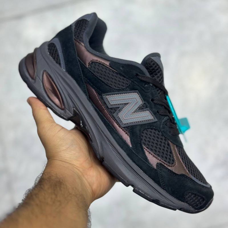 کفش نیوبالانس 2010 مشکی برنزی تیره خاکستری New Balance 2010 Black Ice