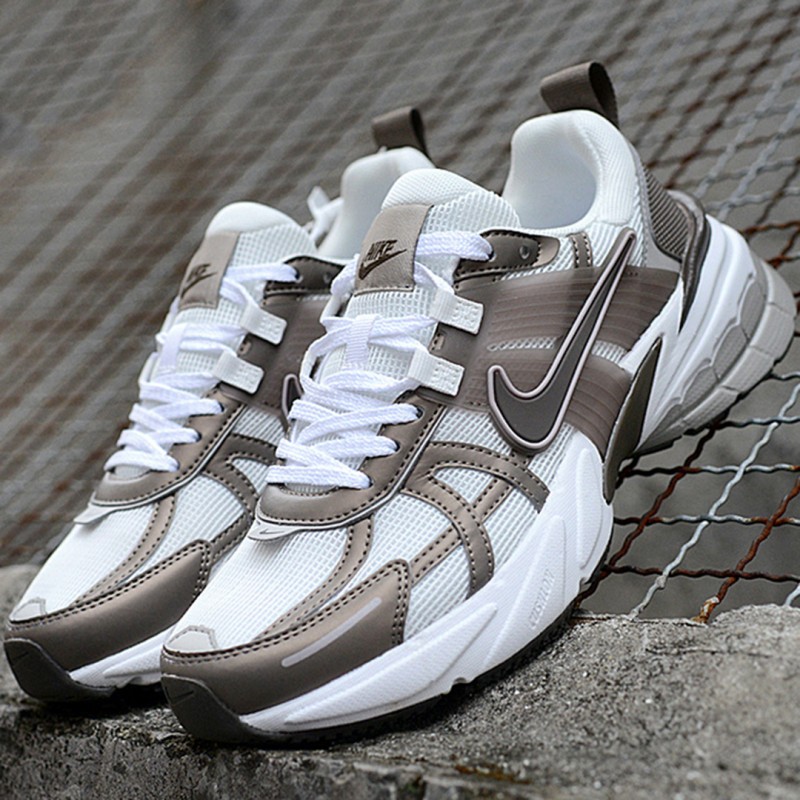 کفش نایک وی تو کی ران سفید قهوه ای Nike V2K Run Mink Brown Summit White College Grey Ironstone
