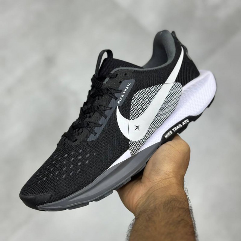 کفش نایک ریکت پگاسوس تریل ۵ مشکی سفید طوسی Nike React Pegasus Trail 5
