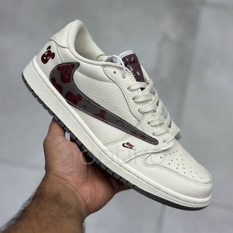 کفش نایک ایر جردن وان لو کاز کرم طوسی زرشکی  Nike Air Jordan 1 Low Kaws Cream Grey Crimson