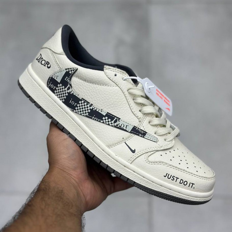 کفش نایک ایر جردن وان لو دیور کرم طوسی تیره Nike Air Jordan 1 Dior Dark Grey Cream