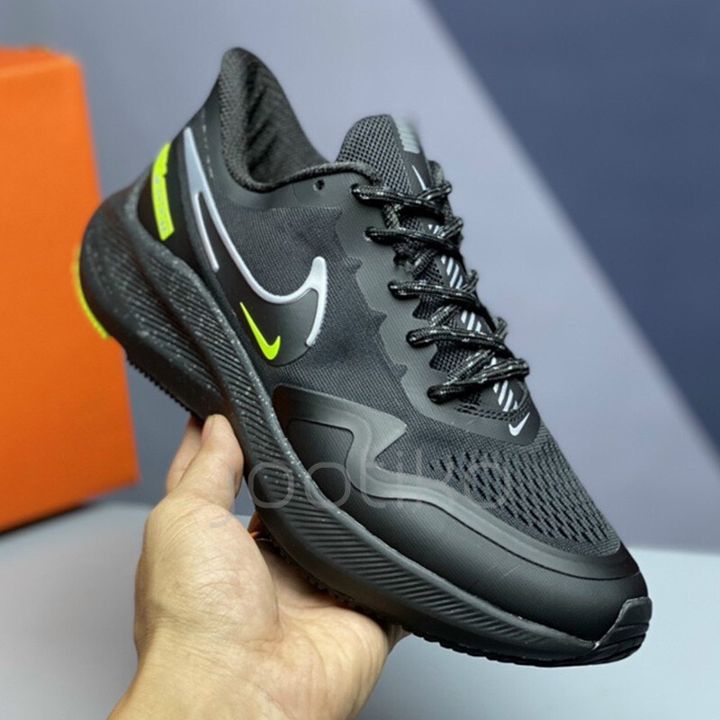 نایک وین فلو 8 شیلد Nike Winflo 8 Shield