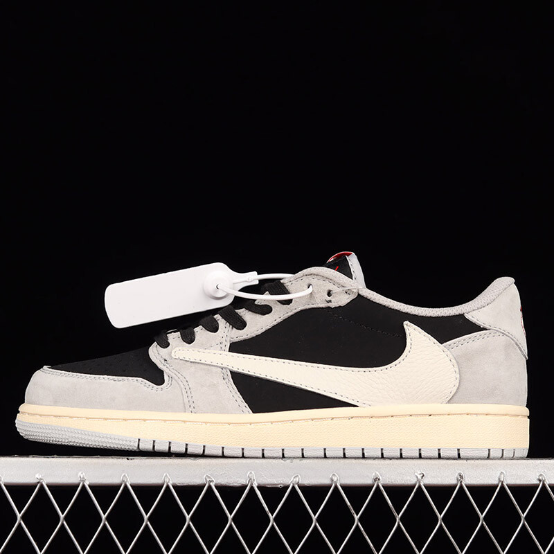 جردن وان تراویس اسکات Travis Scott x Air Jordan 1 Low OG