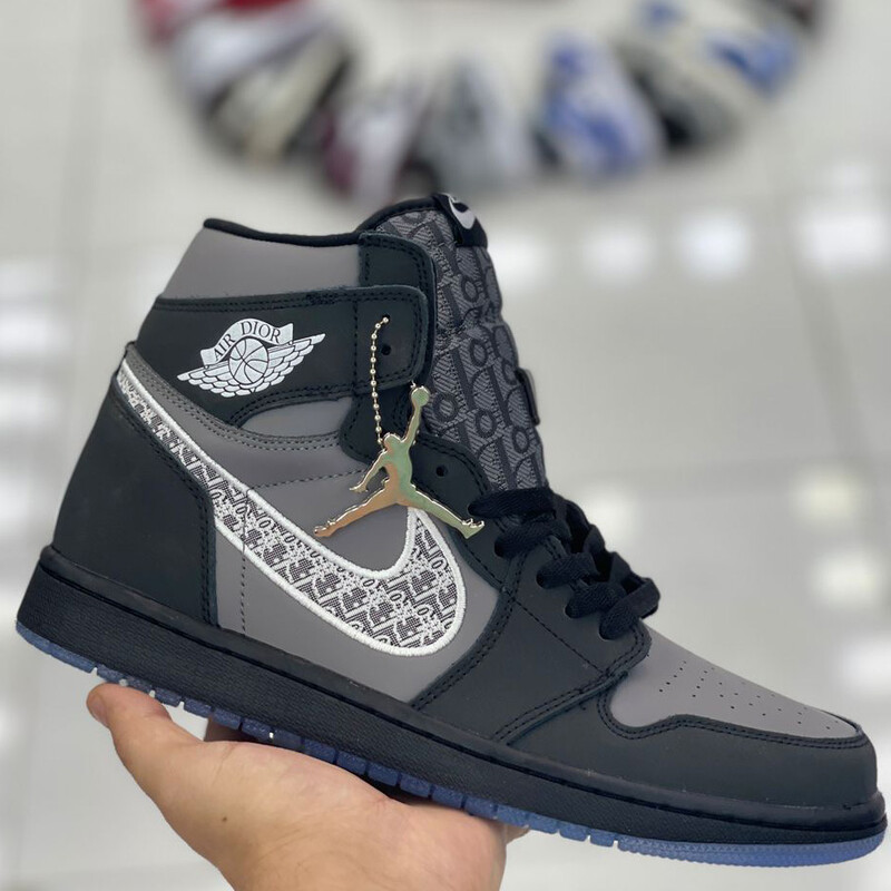 نایک جردن وان دیور Jordan 1 Retro High Dior