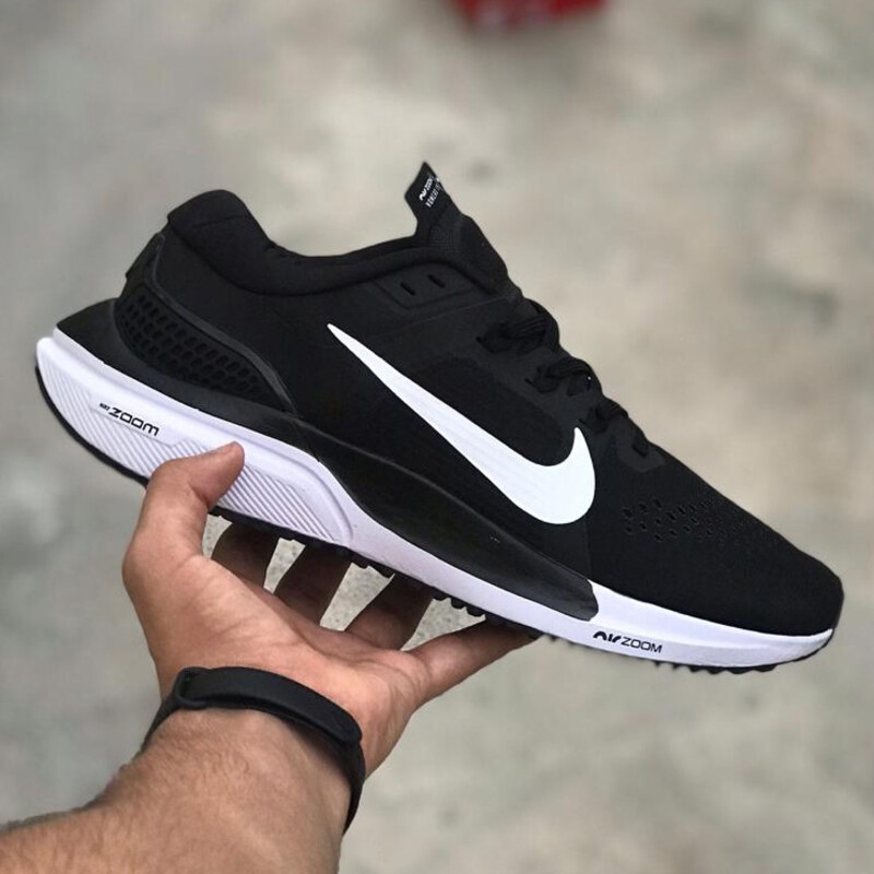 نایک ایر زوم وُمرو nike air zoom vomero 15