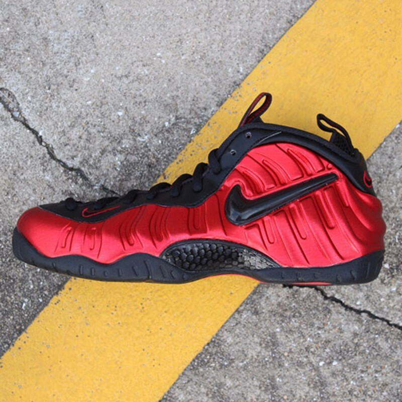 نایک ایر فومپوزیت پرو یونیوِرسیتی Nike Air Foamposite Pro University Red