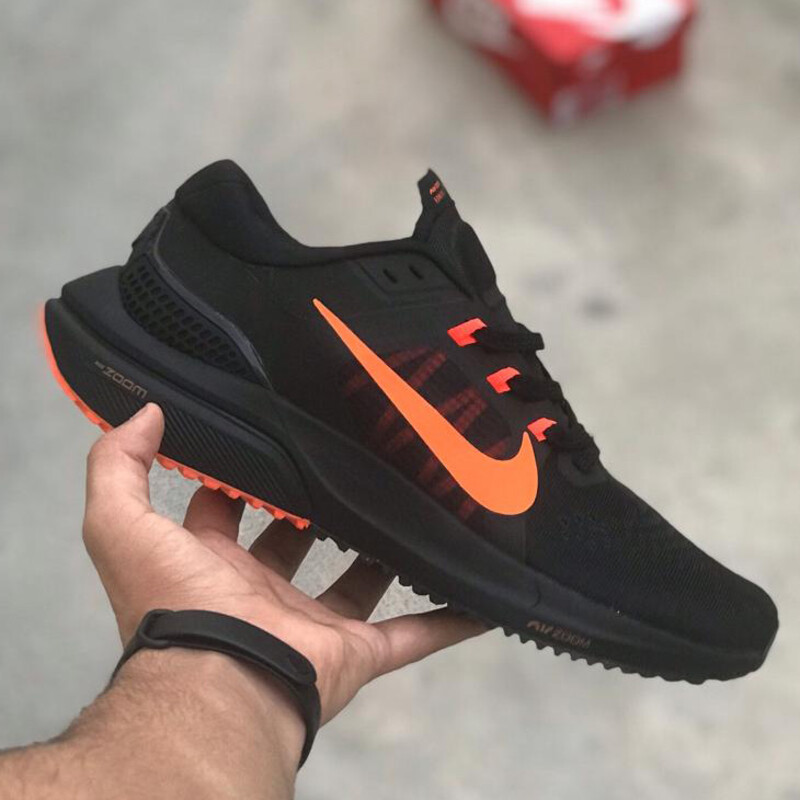 نایک ایر زوم وُمرو nike air zoom vomero 15