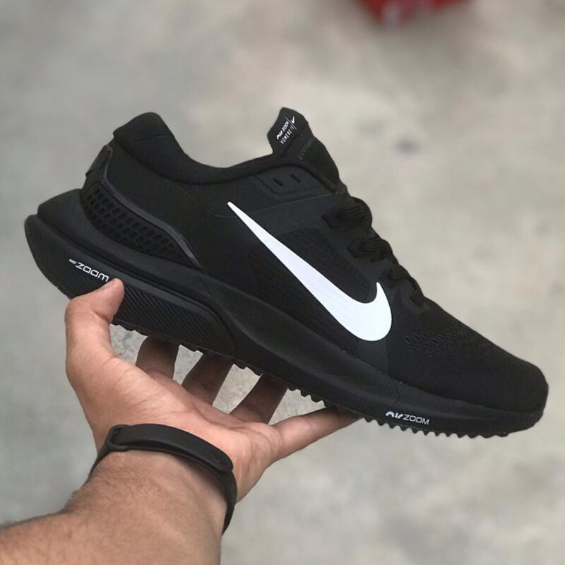 نایک ایر زوم وُمرو nike air zoom vomero 15