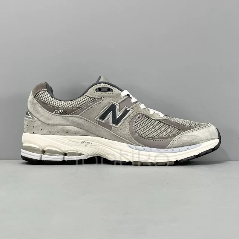 کفش نیوبالانس مردانه New Balance 2002R Warm Alpaca Light Chalkboard