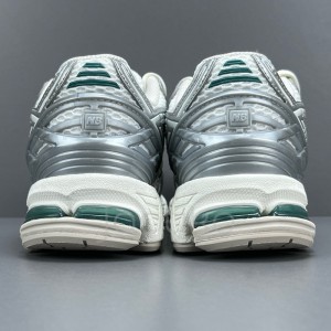 نیوبالانس New Balance 1906R Silver Metallic Sea Salt سیلور متالیک