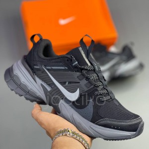 نایک وی تو کی ران Nike V2K Run مشکی طوسی