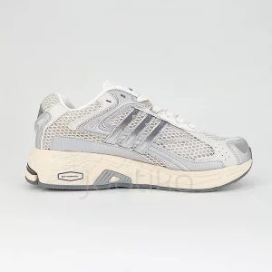 آدیداس ریسپانس سی ال adidas Response CL White Silver Black