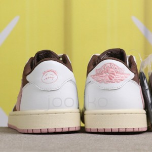 جردن وان مایتی سووشرز پینک Jordan 1 Low Mighty Swooshers Pink