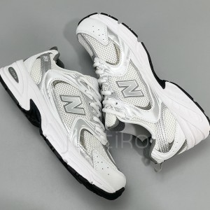 کفش نیوبالانس New Balance 530 White Black Details سفید مشکی