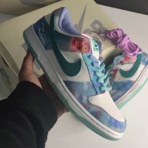 نایک اس بی دانک Nike SB Dunk Low Futura Laboratories Bleached Aqua