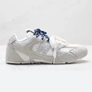 کفش نیوبالانس زنانه 530 New Balance