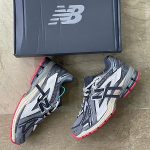 نیوبالانس New Balance 1906R Kith Black کیت بلک