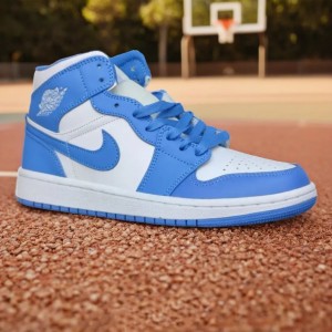 نایک ایر جردن وان Jordan 1 Retro Mid UNC