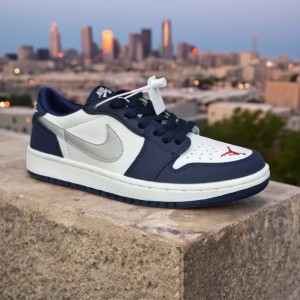 نایک ایر جردن وان Jordan 1 Low SB Midnight Navy