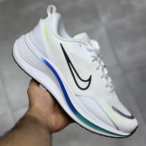 نایک زوم ومرو رانینگ Nike Zoom Vomero RUNNING سفید آبی سبز