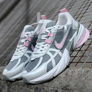 نایک وی تو کی ران طوسی صورتی Nike V2K Run Pink Foam