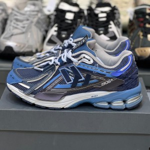 کفش نیوبالانس 1906R طوسی روشن مشکی New Balance 1906R Castlerock Rain Cloud