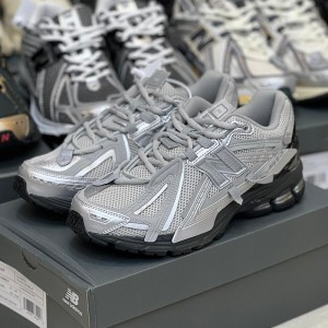 کفش نیوبالانس 1906R مشکی سفید New Balance 1906R Black White