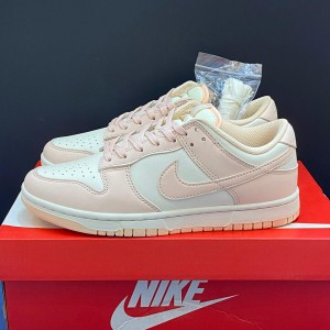 نایک دانک لو سفید صورتی Nike Dunk Low Orange Pearl