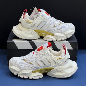 آدیداس رانر اکس ال جی دیلاکس سفید طلایی adidas XLG Runner Deluxe Off White Gold Metallic Red