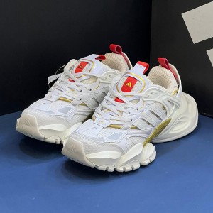 کفش آدیداس رانر اکس ال جی دیلاکس سفید طلایی adidas XLG Runner Deluxe Off White Gold Metallic Red