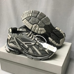 بالنسیاگا رانر طوسی تیره مشکی Balenciaga Runner Dark Grey Black