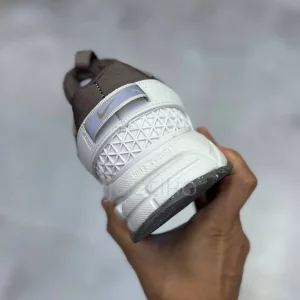 نایک زوم ومرو 5 روم قهوه ای استخوانی Nike Zoom Vomero 5 Roam Light Bone Mink Brown