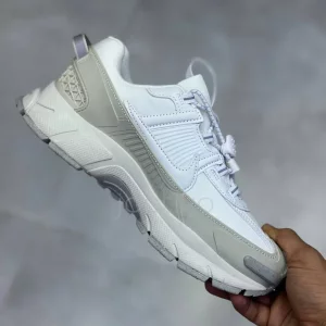 نایک زوم ومرو روم سفید استخوانی Nike Zoom Vomero Roam Summit White Light Bone Light Iron Ore