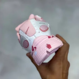 نایک وی فایو آر ان آر صورتی Nike V5 RNR Pink