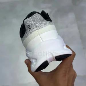 کتونی آن رانینگ کلودتیلت بلک آیوری On Running Cloudtilt Black Ivory