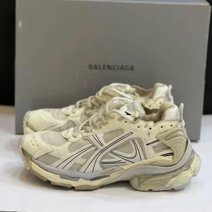 بالنسیاگا رانر بژ Balenciaga Runner Beige