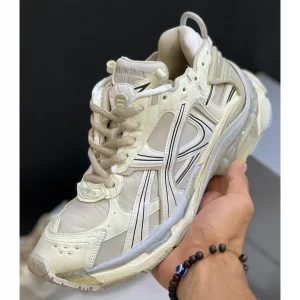 بالنسیاگا رانر بژ Balenciaga Runner Beige