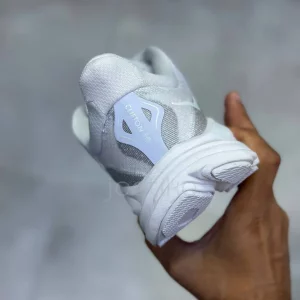 کفش هوکا کلیفتون 10 سفید خاکستری Hoka Clifton 10 Cosmic Grey Stardust