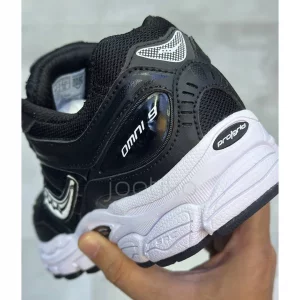 ساکنی پروگرید اومنی ۹ مشکی سفید Saucony ProGrid Omni 9 Black White